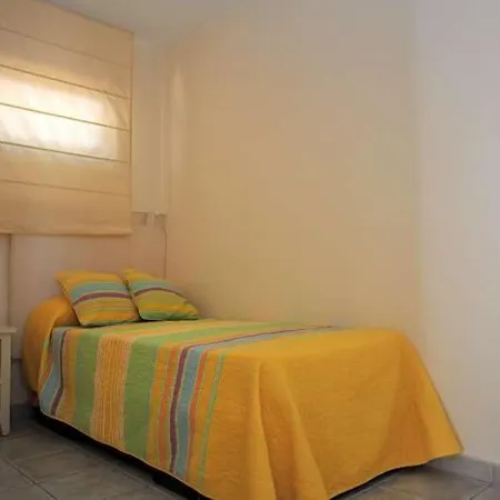 Playa Blanca Sleeps 6 Pool Air Con Wifi *