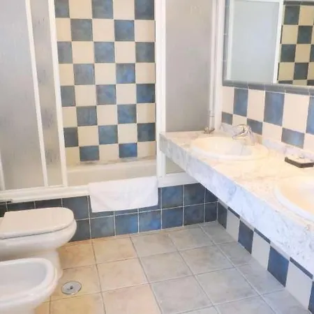 Playa Blanca Sleeps 6 Pool Air Con Wifi * Playa Blanca (Lanzarote)