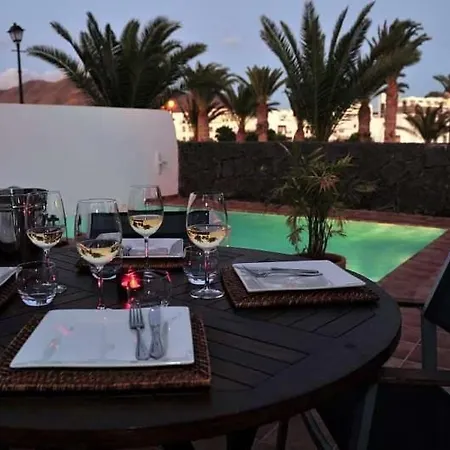 Appartement Playa Blanca Sleeps 6 Pool Air Con Wifi Playa Blanca (Lanzarote)